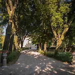 Gerini Indipendenti Con Piscina E Ampi Spazi *