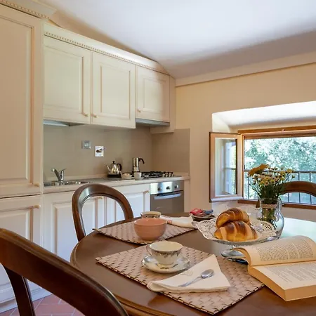 Villa Gerini-Appartamenti In Villa Storica Nel Cuore Del Mugello Ronta