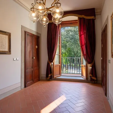 Villa Gerini-Appartamenti In Villa Storica Nel Cuore Del Mugello Ronta