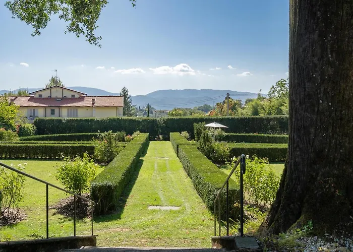 Gerini Con Piscina E Ampi Spazi Apartment